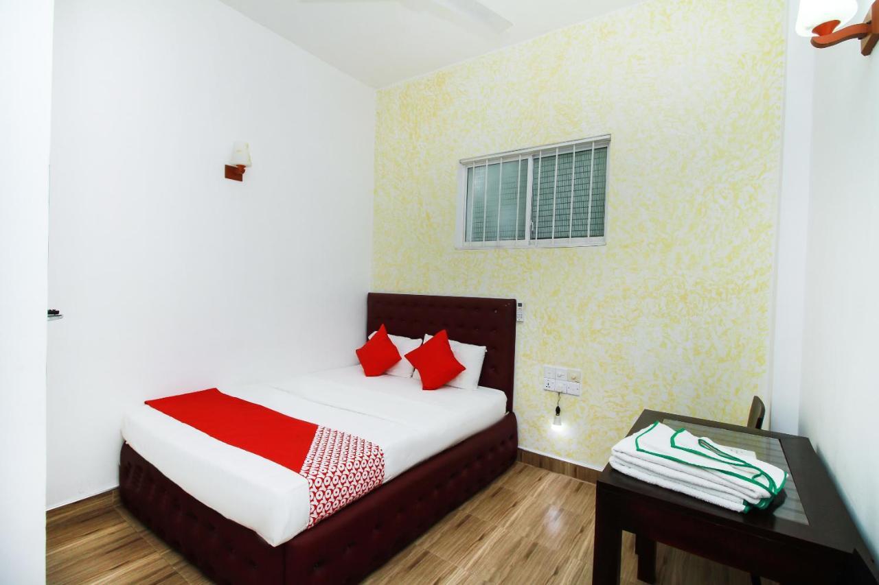 Oyo 270 Pavana Resort Negombo Szoba fotó